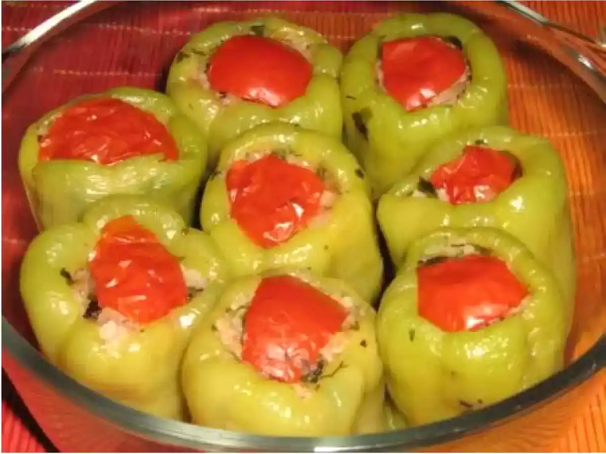 Ardei umputi cu carne de pui