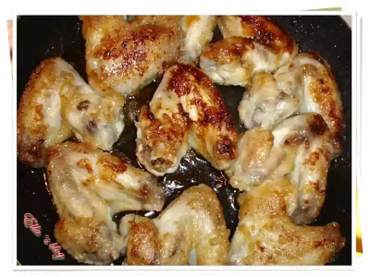 Aripi de pui cu sos de soia si legume - poza 2