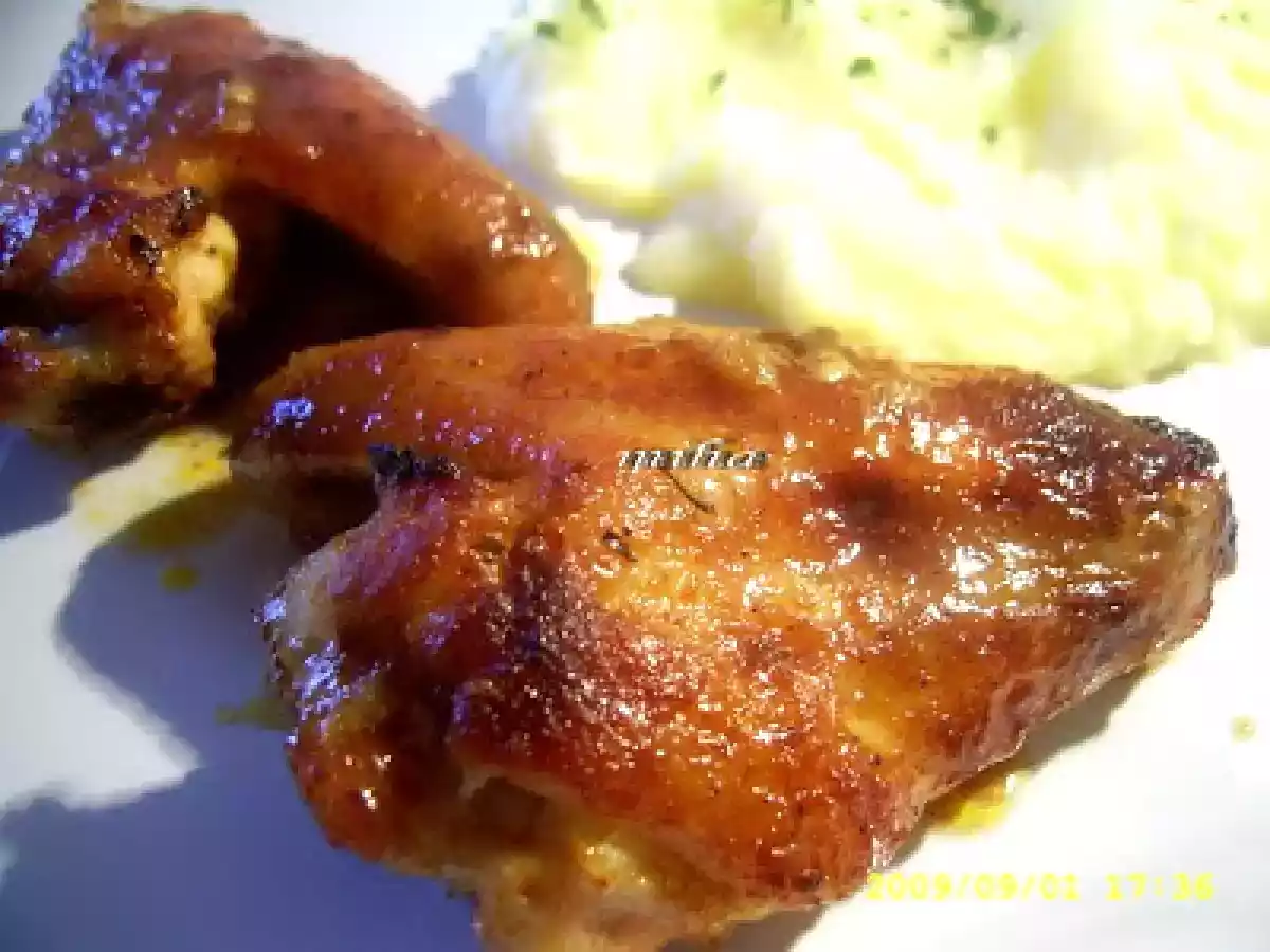 Aripioare de pui la capac