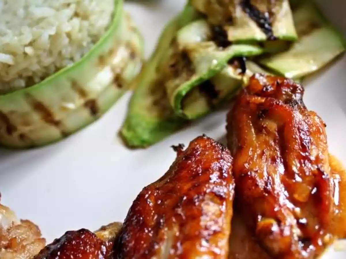 Aripioare de pui marinate, cu dovlecei marinati... - poza 5