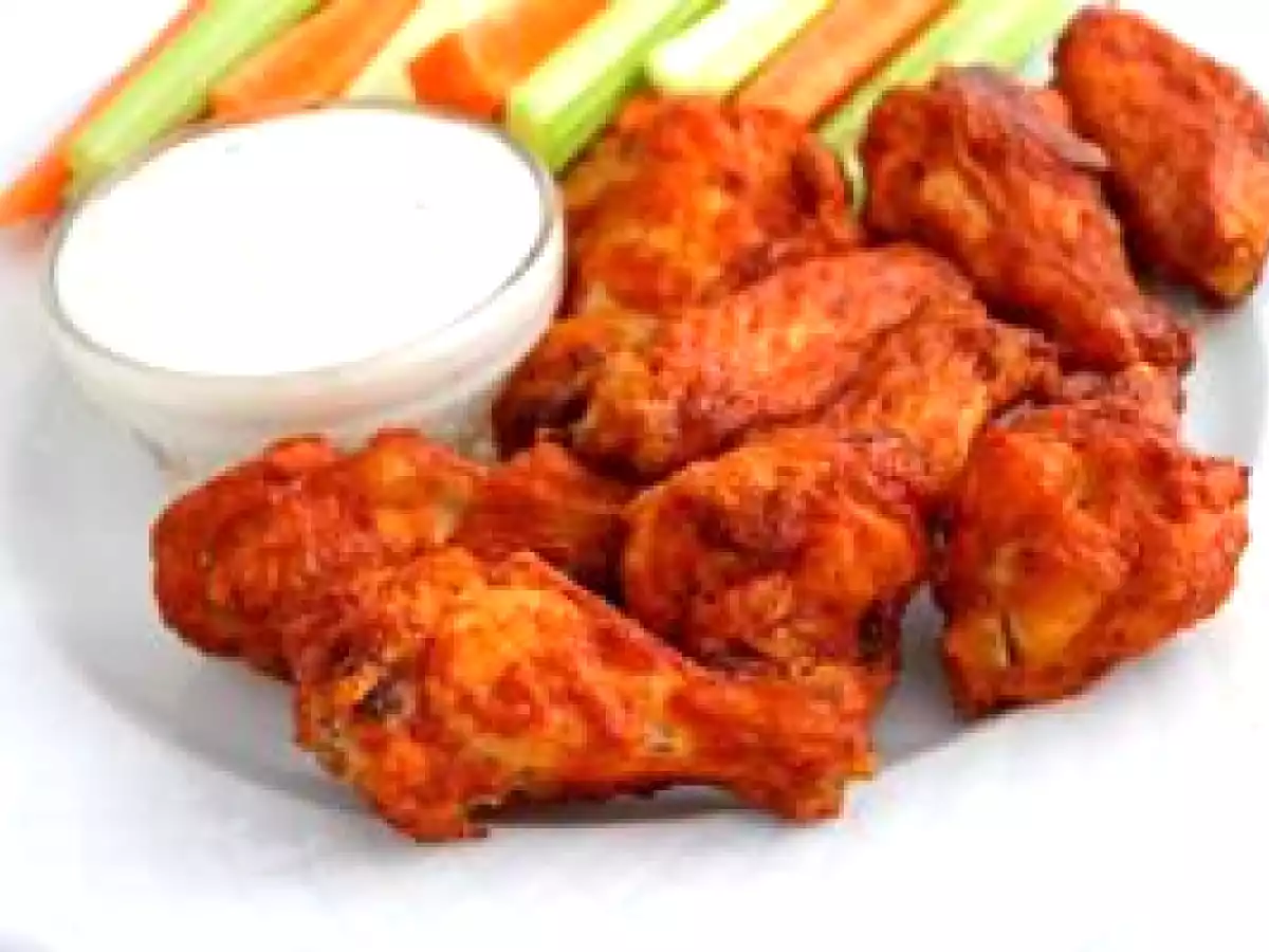 Aripioare de pui picante (Buffalo hot wings)