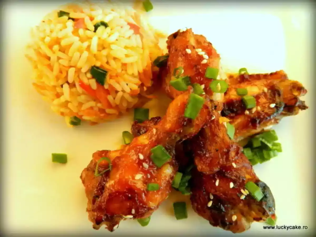 Aripioare dulci-picante cu orez