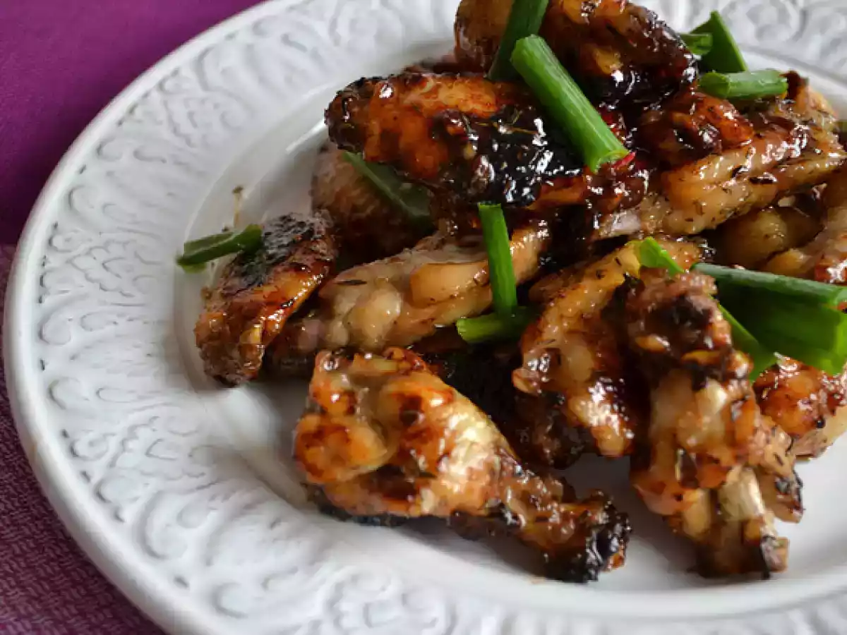 Aripioare lipicioase-delicioase