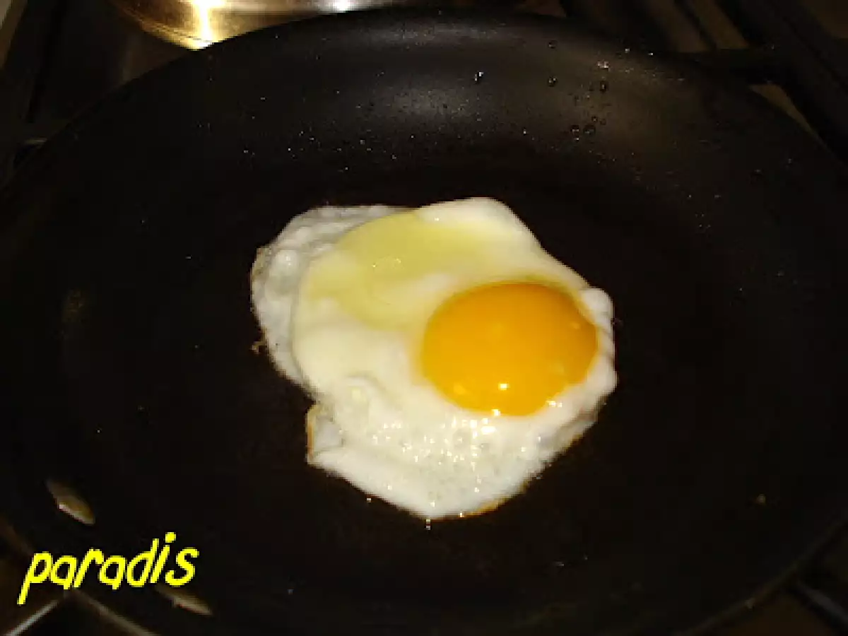 BAGELS CU OU, BRINZA SI SUNCA(breakfast) - poza 2