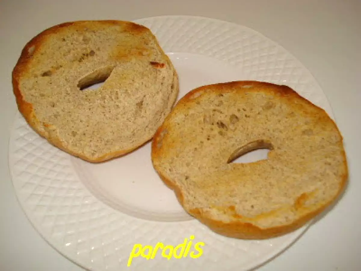 BAGELS CU OU, BRINZA SI SUNCA(breakfast) - poza 4