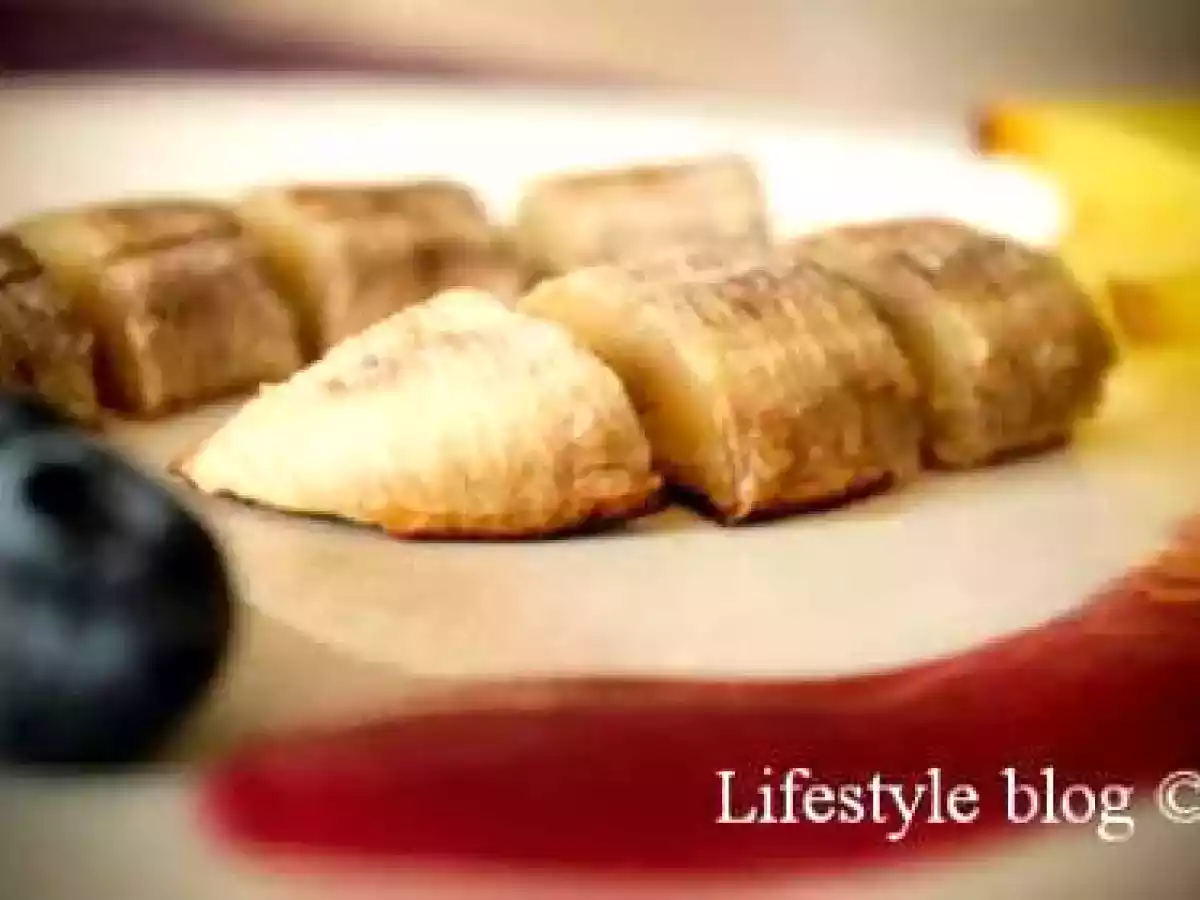 Banana coapta cu sos de afine