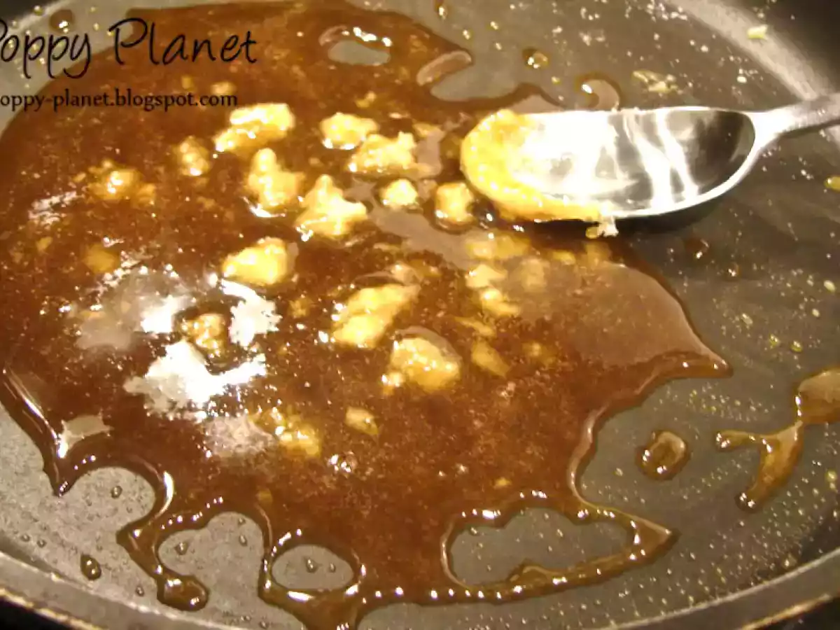 Banane caramelizate cu inghetata de vanilie - poza 4