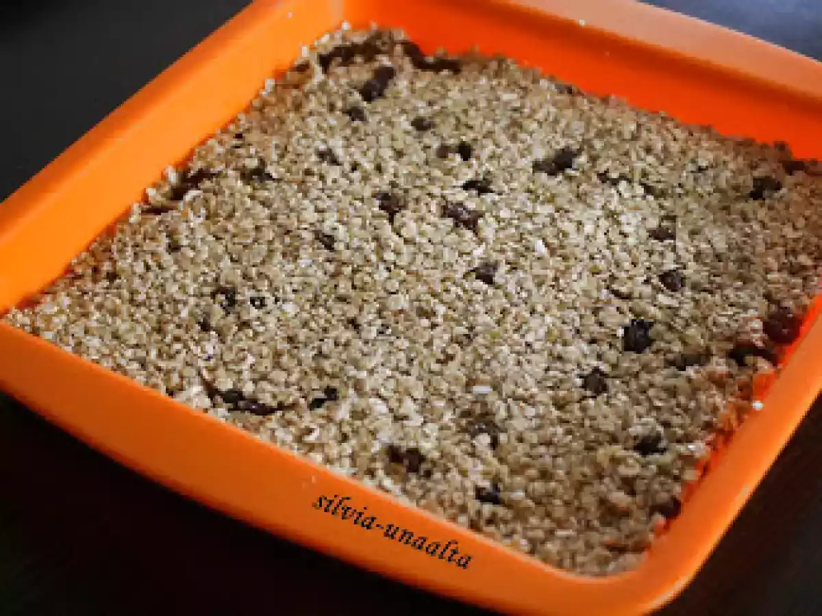 Batoane de ovaz cu banane si stafide - Flapjacks - poza 2