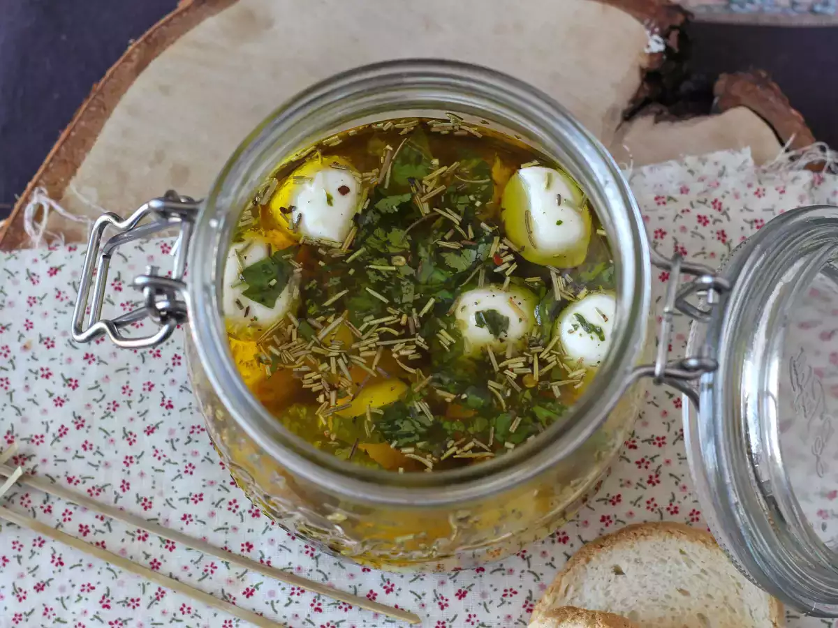 Bile de mozzarella marinate pentru aperitiv sau salată! - poza 5