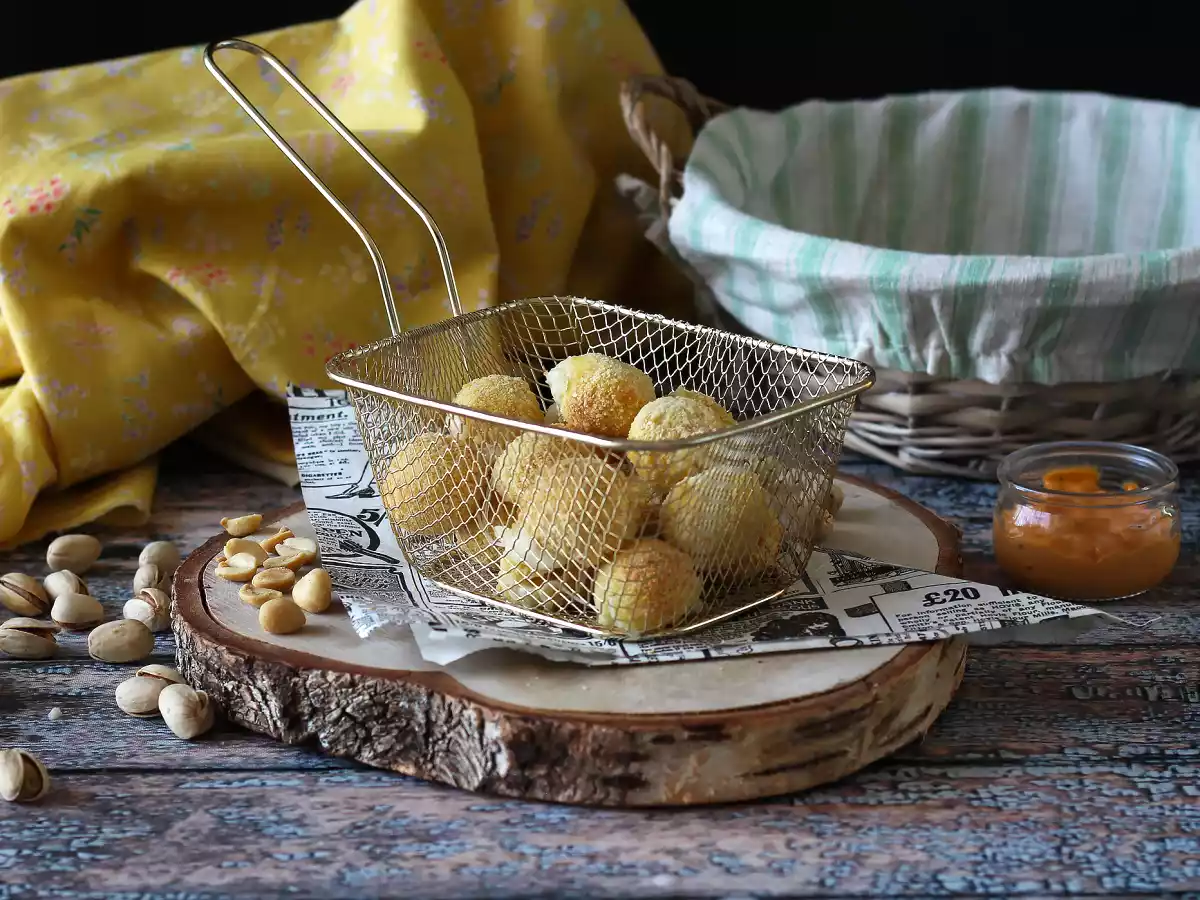 Biluțe de Mozzarella în friteuza cu aer - poza 3