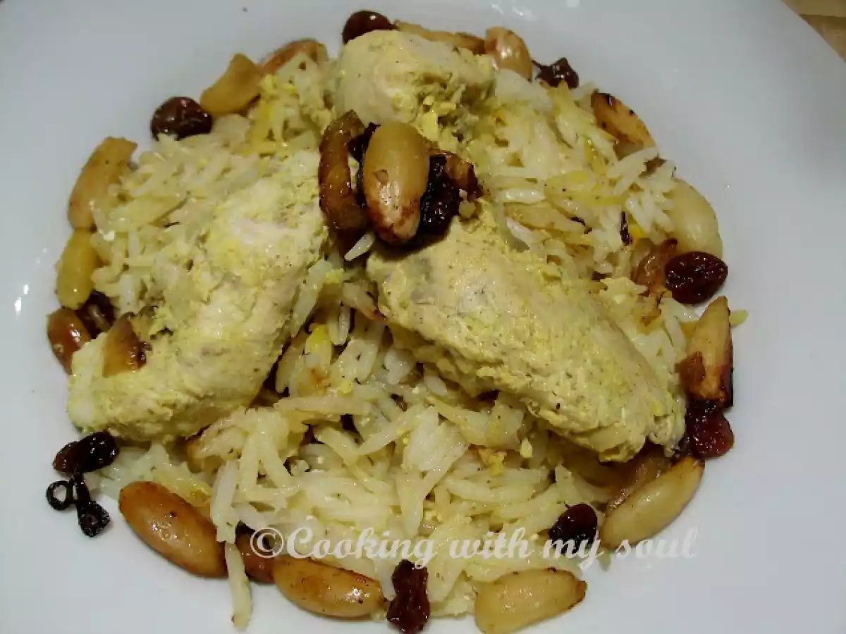 Biryani de pui (Chicken biryani)