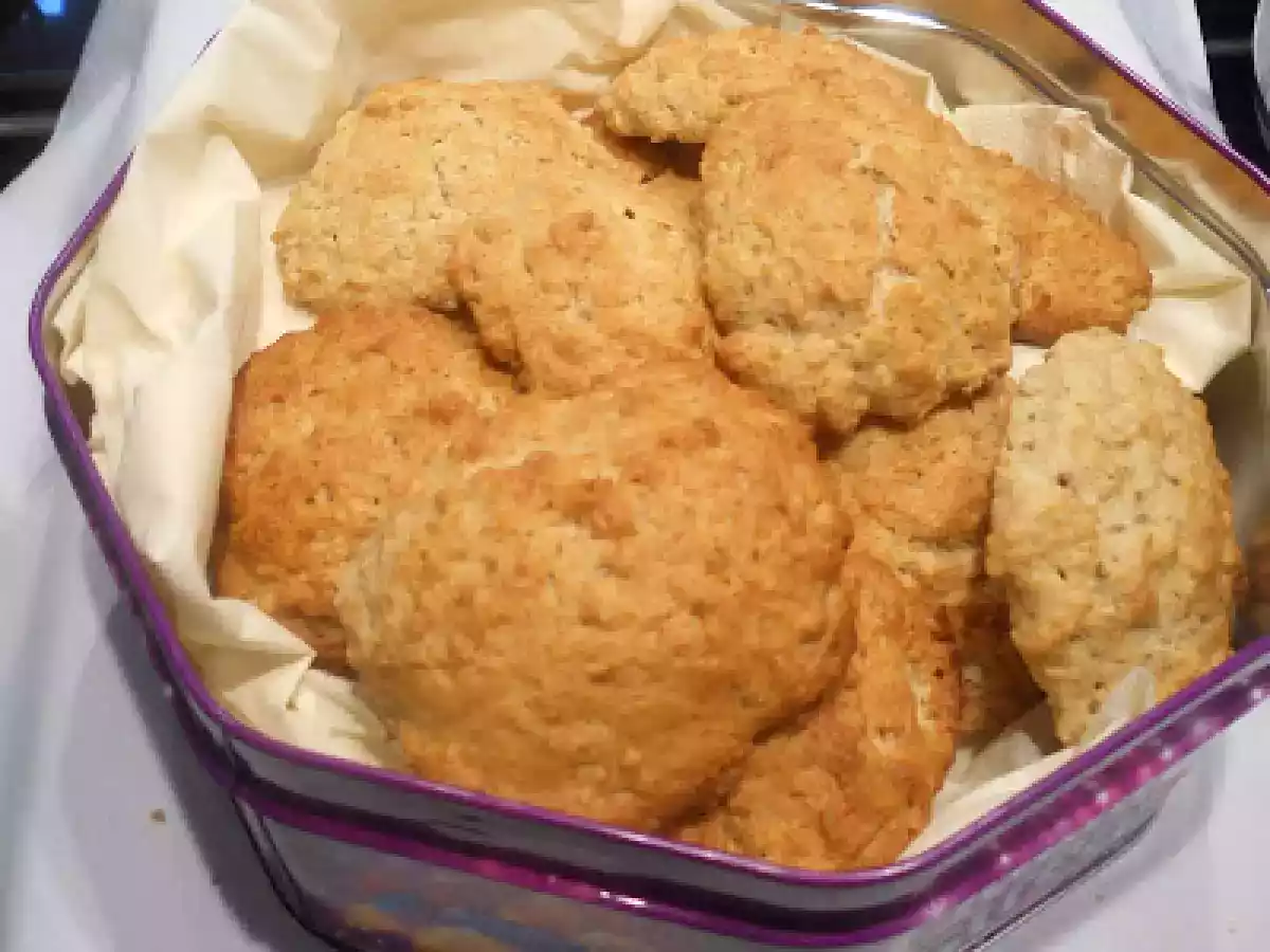 Biscuiti cu fulgi de ovaz si banane