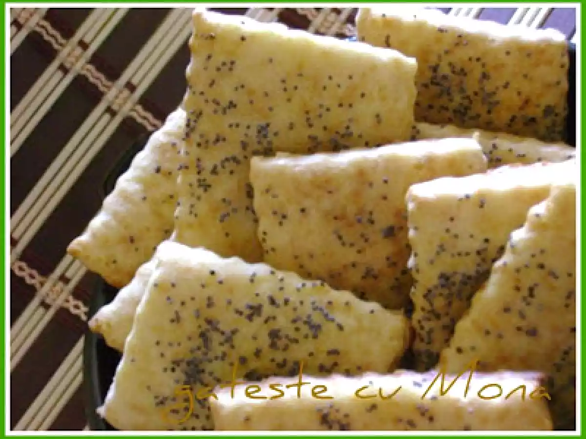 BISCUITI CU IAURT SI MAC - poza 8