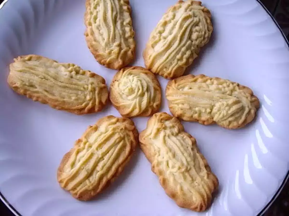 Biscuiti spritati - poza 2