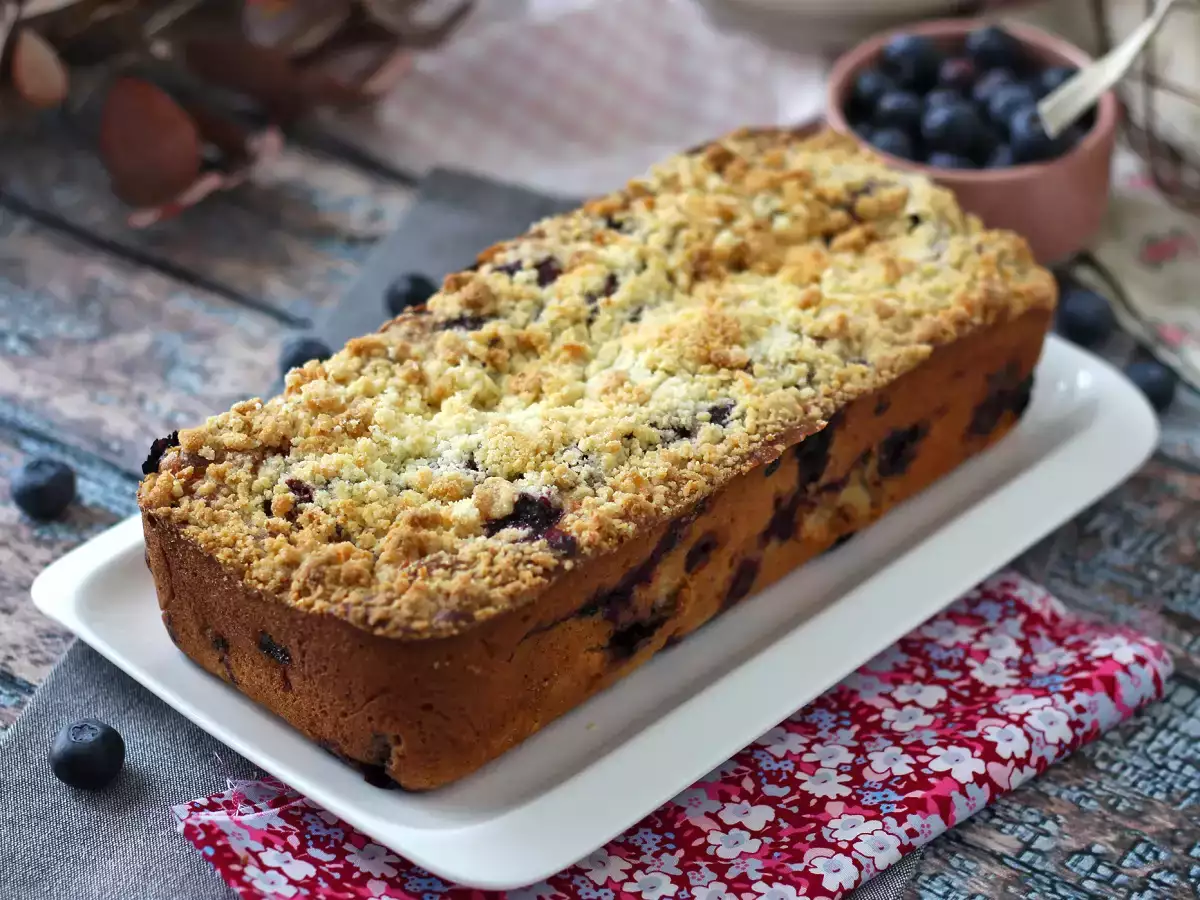 Blueberry crumble cake - poza 2