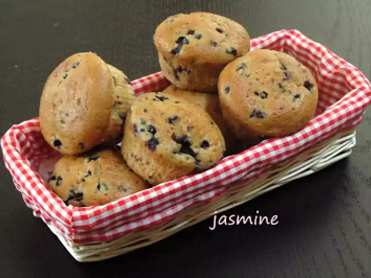 Blueberry Muffins - Briose cu afine
