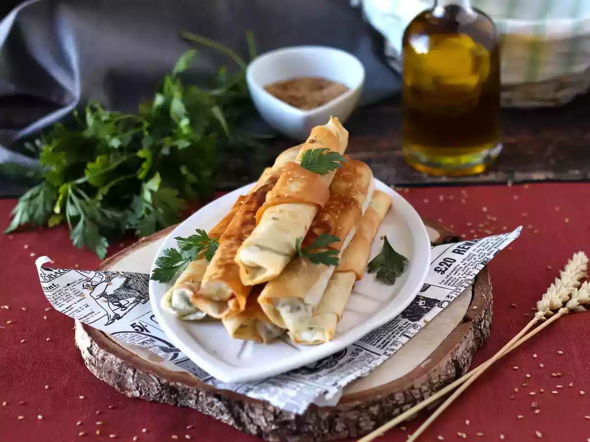 Börek, plăcinte turcești cu feta si pătrunjel - poza 7