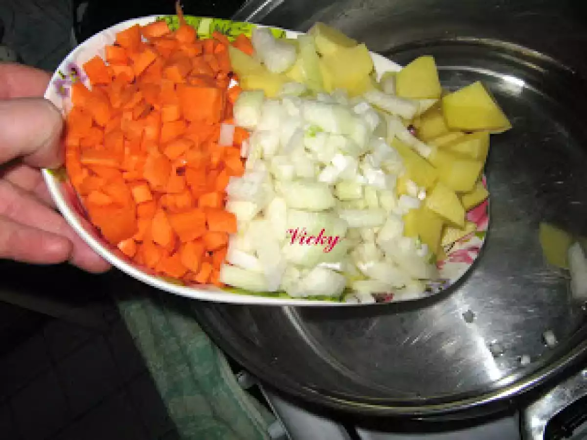 Bors de pui cu orez si dres cu smantana - poza 5