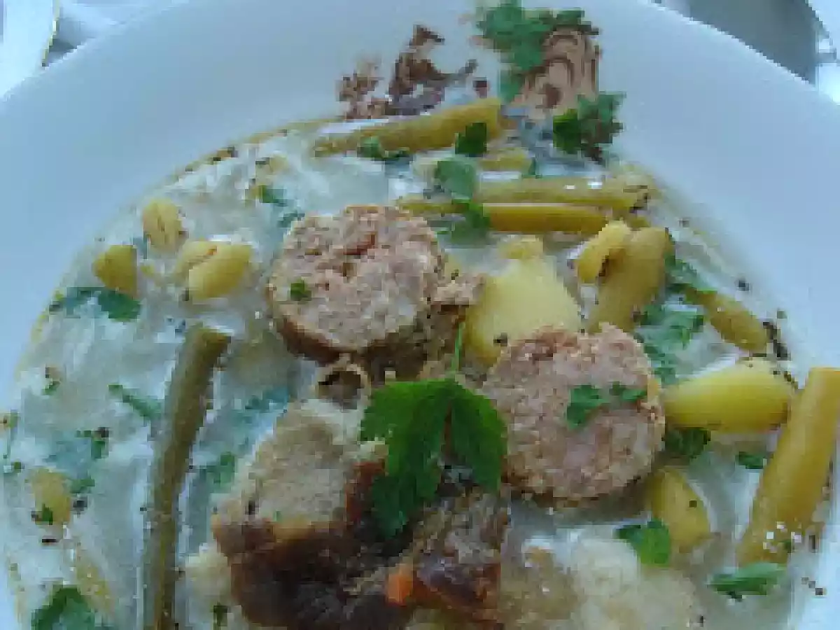 Bouneschlupp(supa luxemburgheza de fasole verde) - poza 2