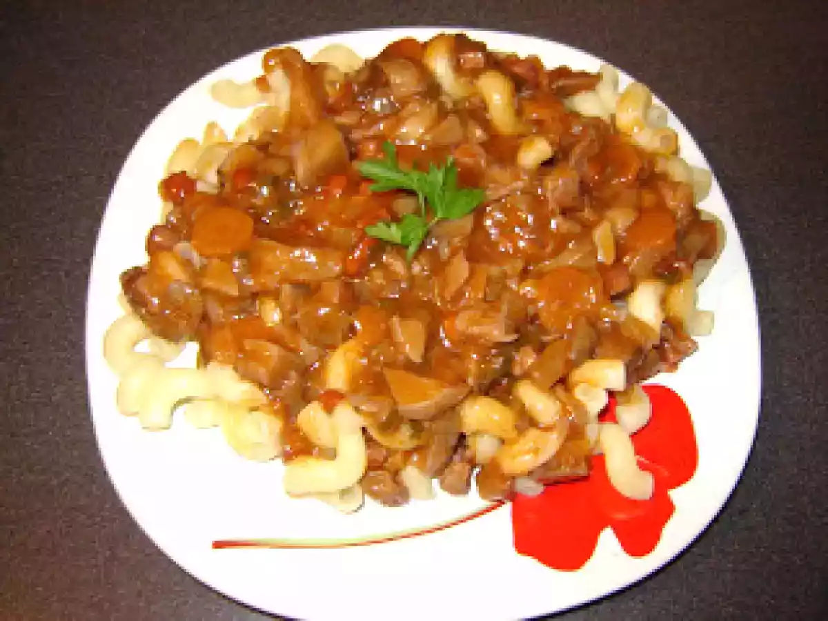 Bourguignon de ciuperci cu paste / Mushroom Bourguignon with pasta