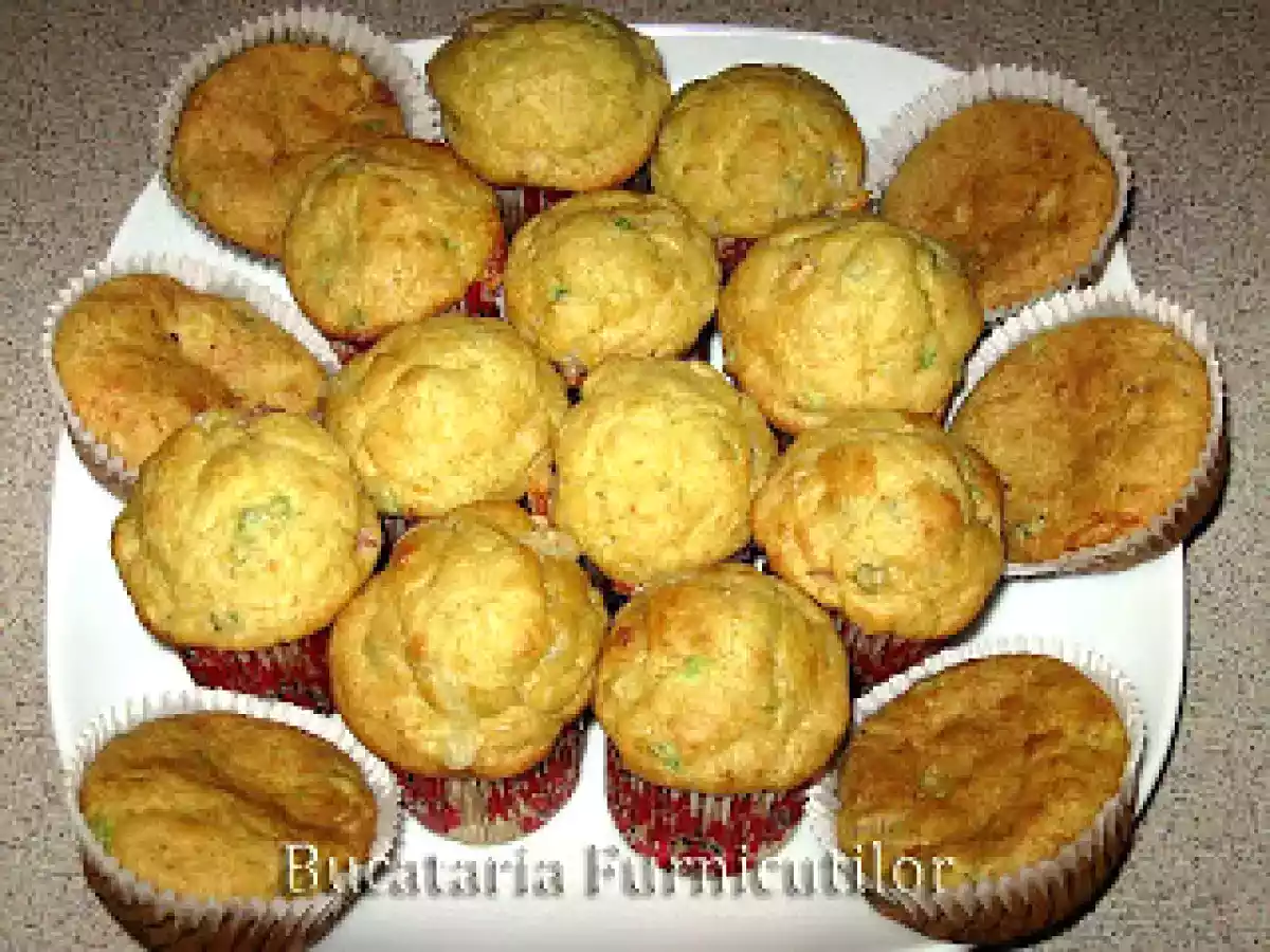 Briose cu Cascaval si Sunca - poza 5