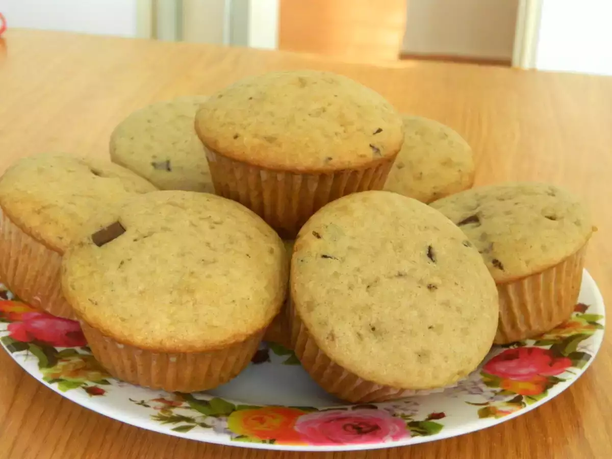 Briose cu ciocolata - poza 3