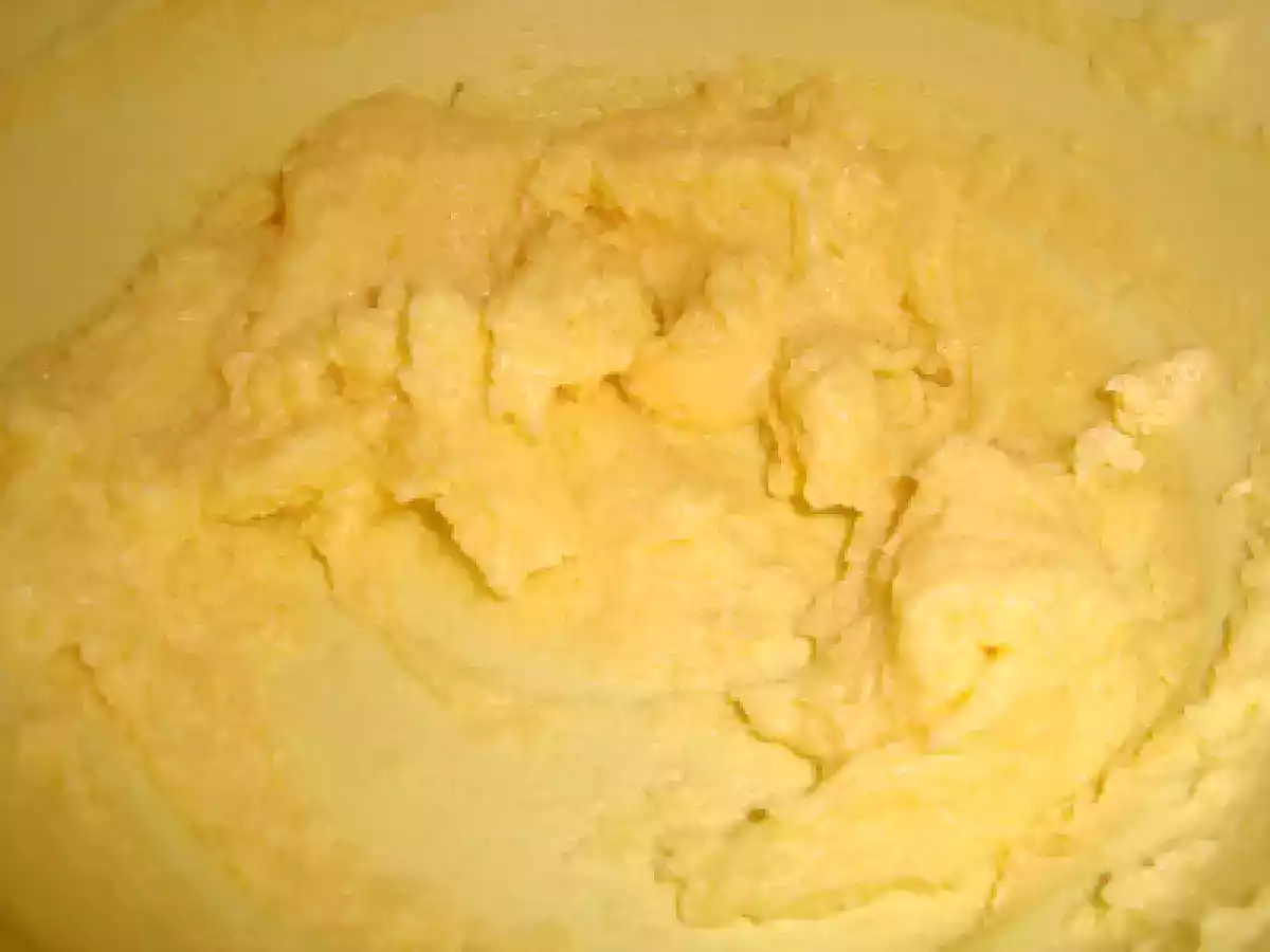 Briose cu ciocolata - poza 3