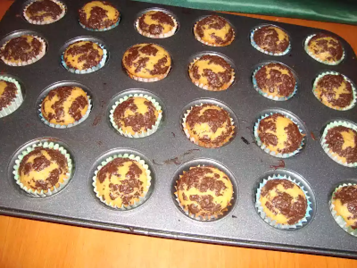 Briose cu ciocolata - poza 8