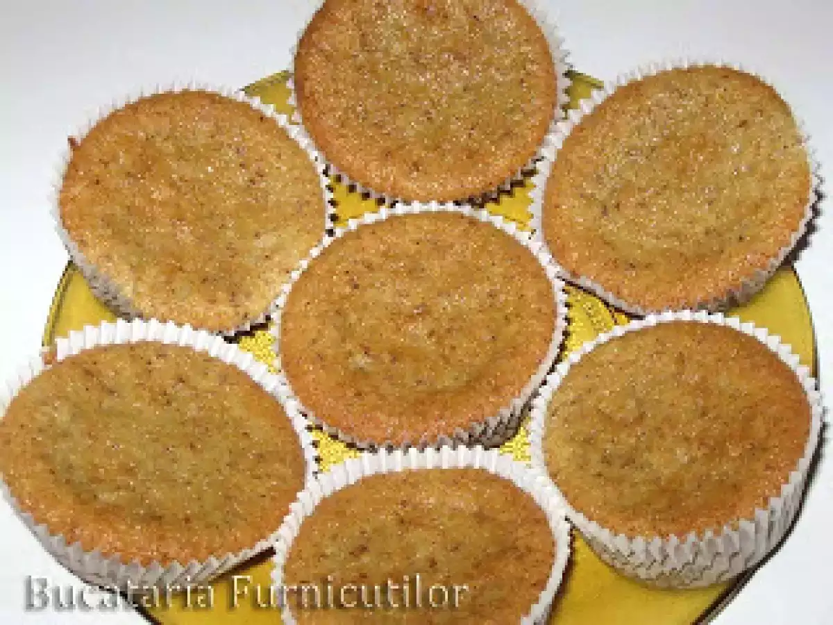 Briose cu Fistic - poza 3