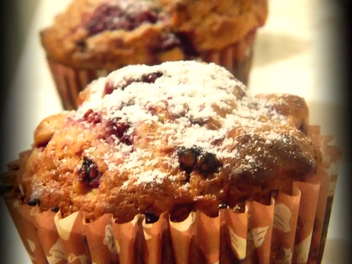 Brioşe cu iaurt şi zmeură