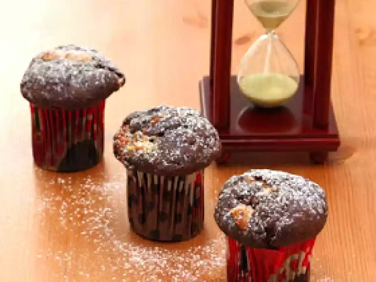 Briose cu multa ciocolata - poza 2