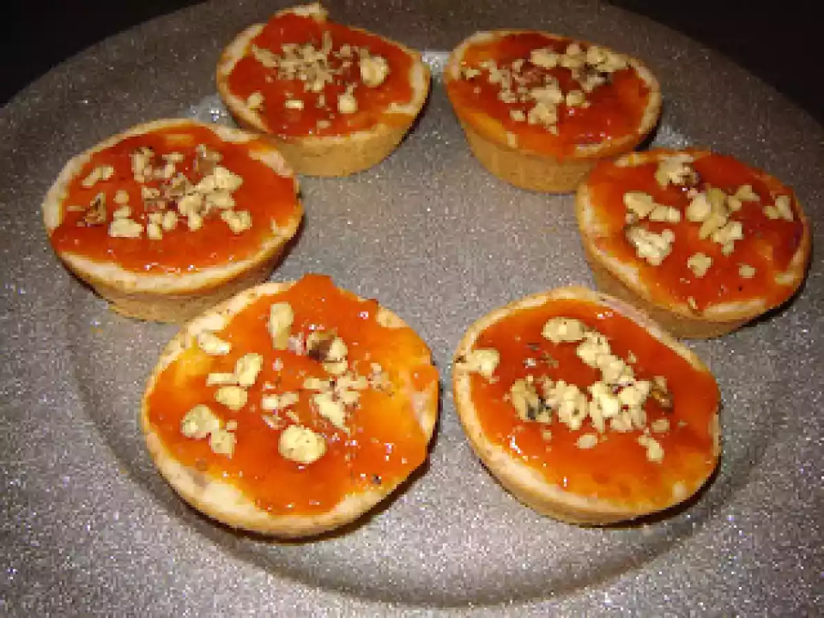 Briose cu nectarine, gem si nuci - poza 2