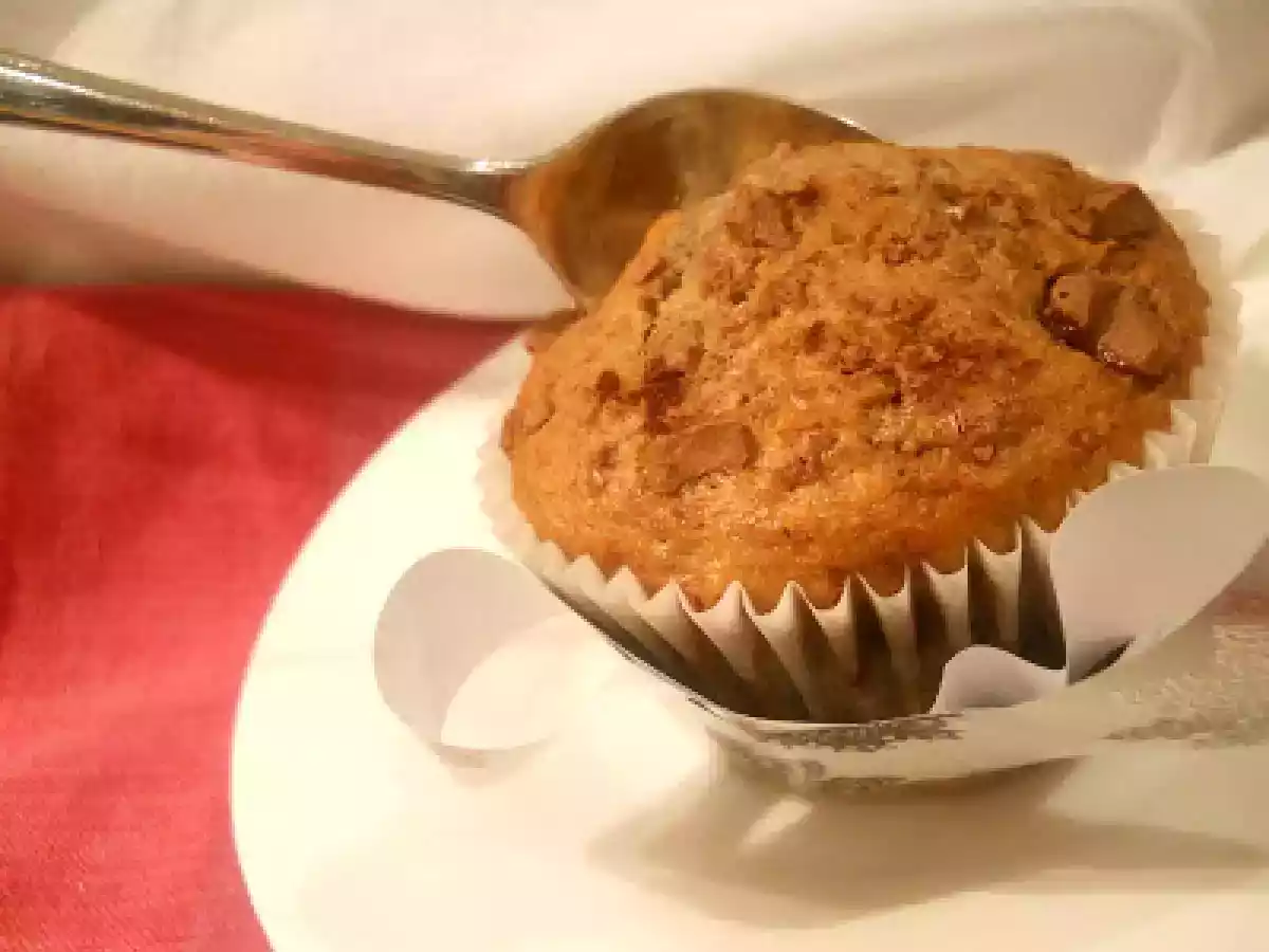 Briose cu nuca, banane si scortisoara - poza 2