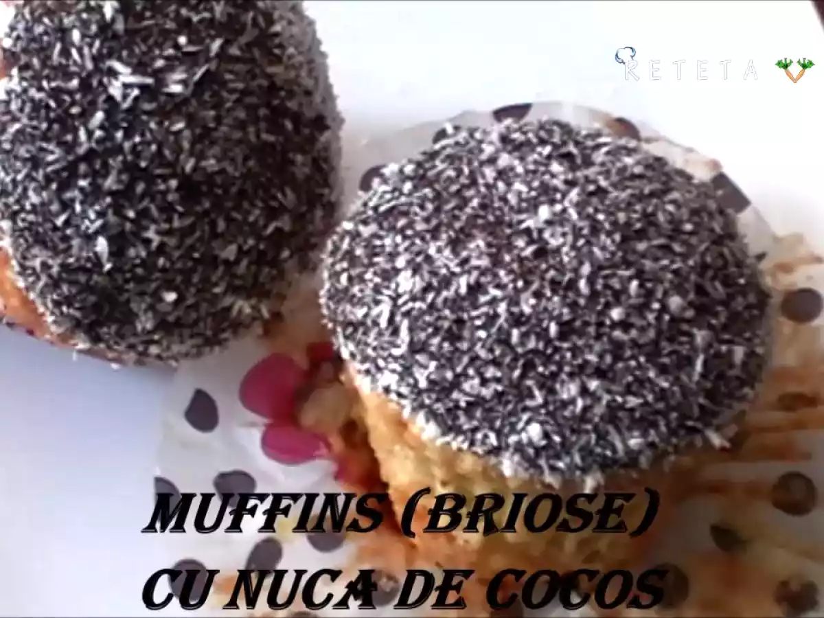 Briose cu Nuca de Cocos si Ciocolata (Reteta Video)