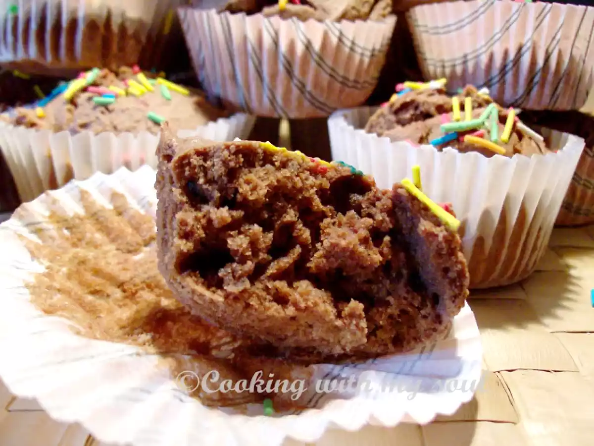 Briose cu piure de castane (Chestnuts puree cupcakes) - poza 2