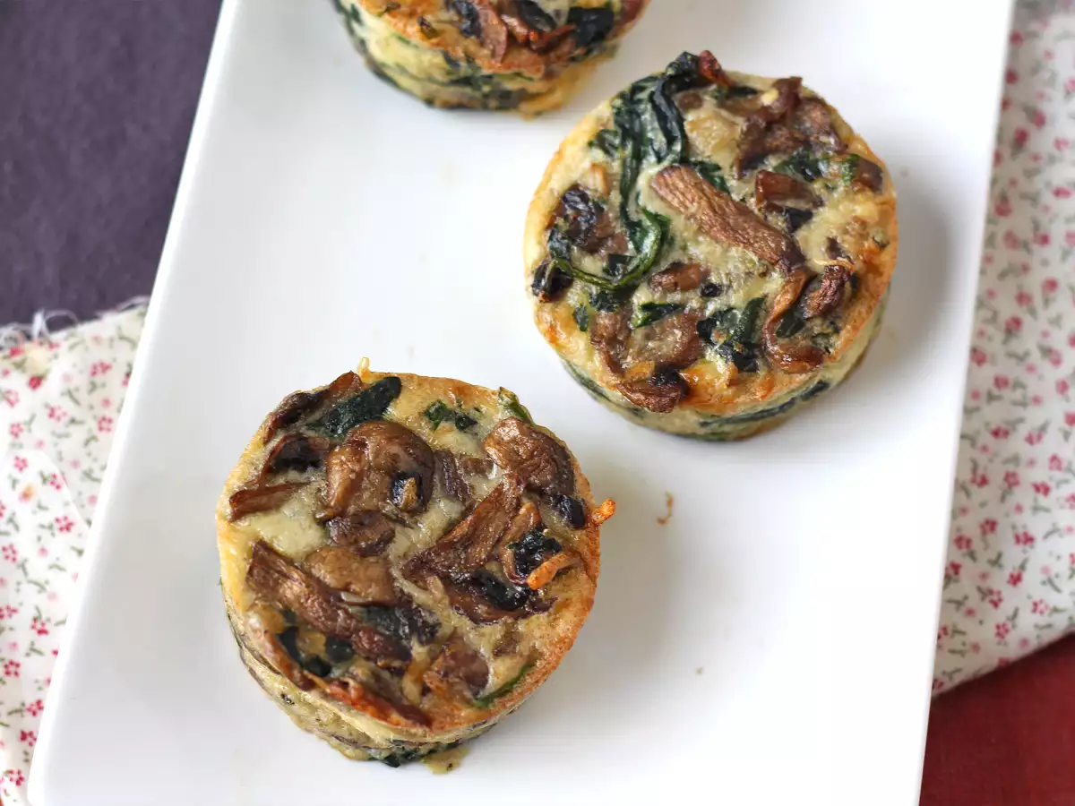 Brioșe cu spanac și ciuperci - poza 2