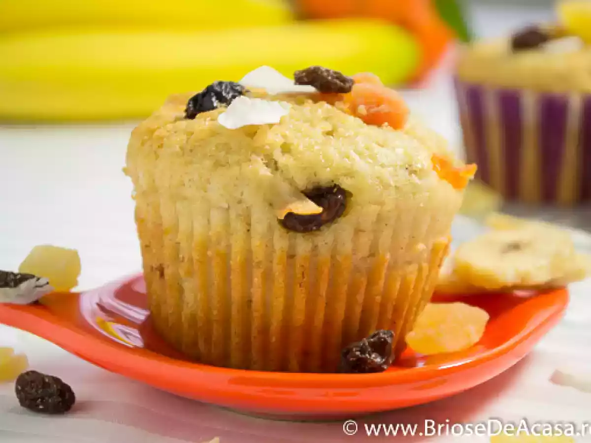 Briose de post cu banane si fructe exotice - poza 2