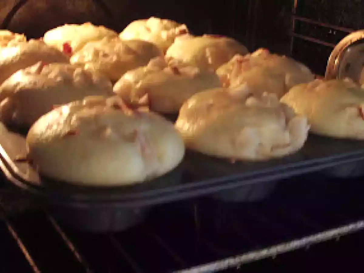 Briose super pufoase cu mere - poza 3