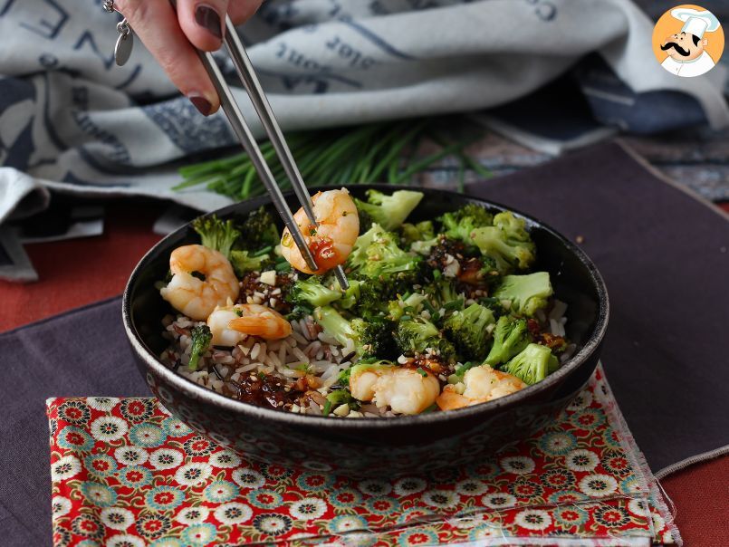 Broccoli și creveți cu sos coreean picant - o masă simplă, echilibrată și condimentată