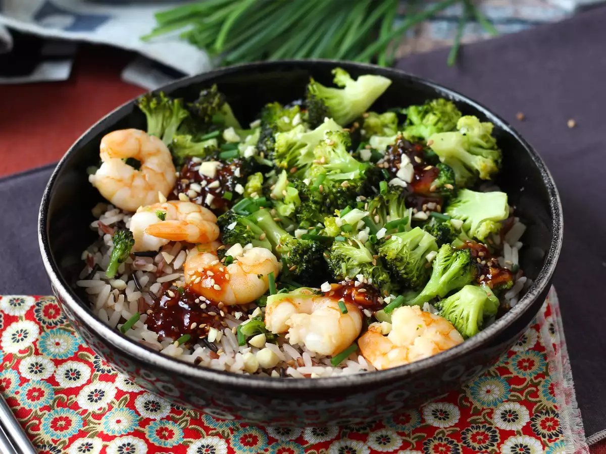 Broccoli și creveți cu sos coreean picant - o masă simplă, echilibrată și condimentată - poza 2