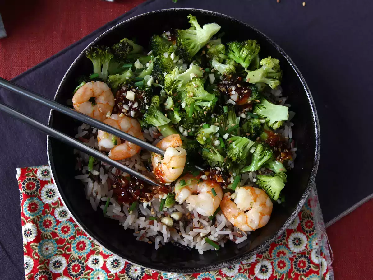 Broccoli și creveți cu sos coreean picant - o masă simplă, echilibrată și condimentată - poza 5