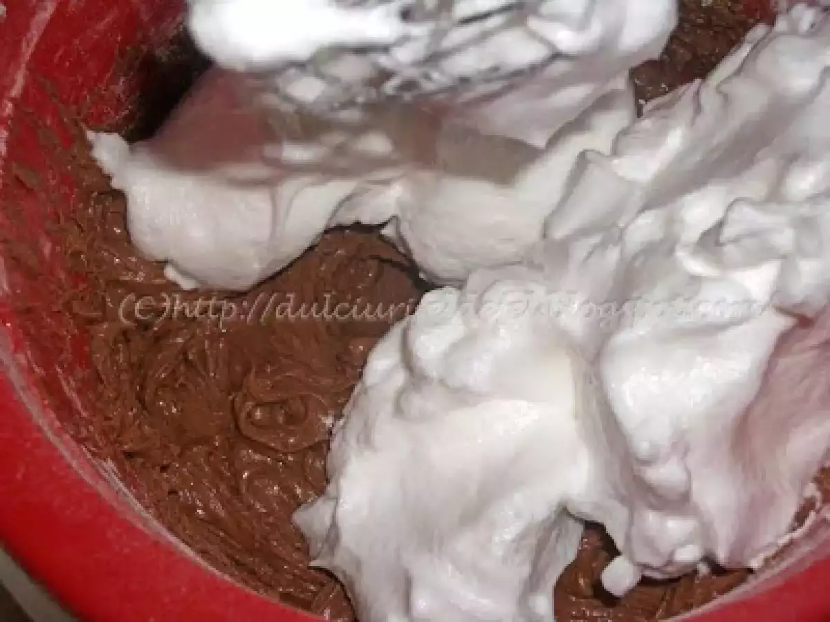 Brownie cu nuca si caramel - poza 4