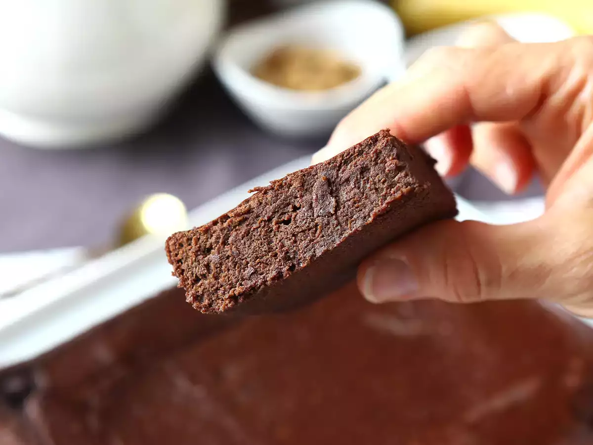 Brownie proteic cu ciocolată și fasole roșie - poza 3