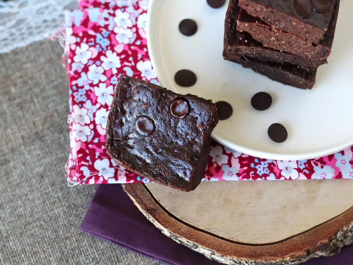 Brownie proteică cu zer, natural fără gluten - poza 5