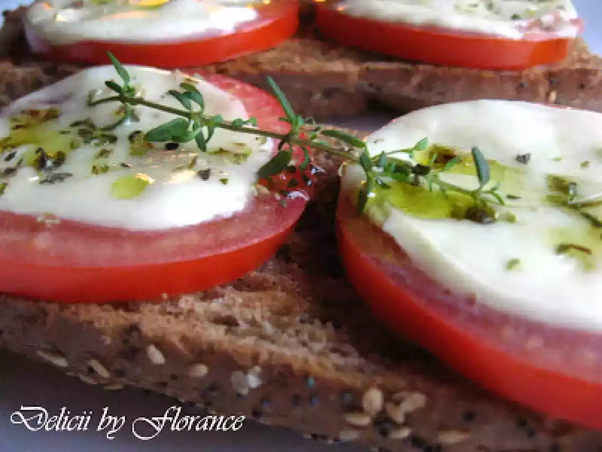 BRUSCHETA cu rosii si mozzarella - poza 2