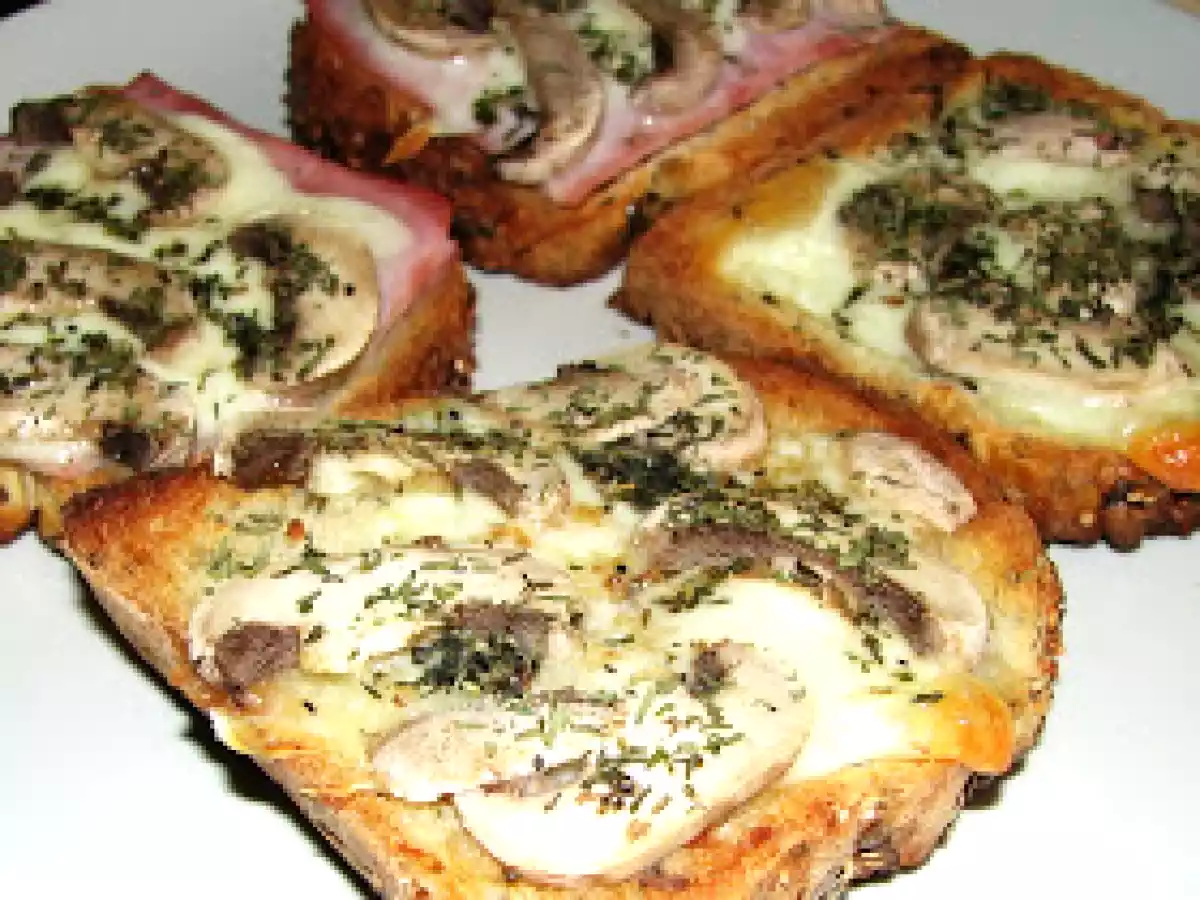 BRUSCHETE CU CIUPERCI PROASPETE - poza 2