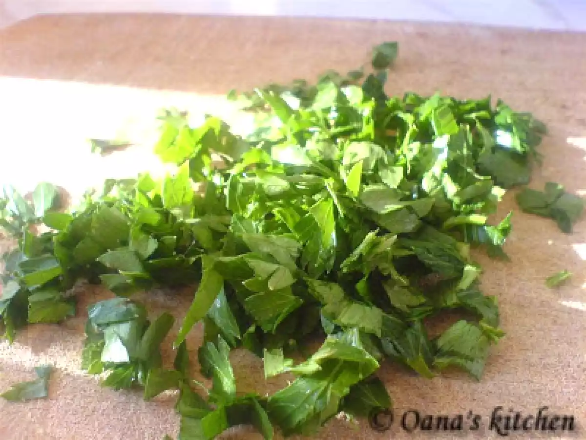 BRUSCHETE CU PATRUNJEL SI PARMEGIANO - poza 4