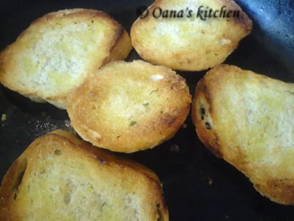 BRUSCHETE CU PATRUNJEL SI PARMEGIANO - poza 6