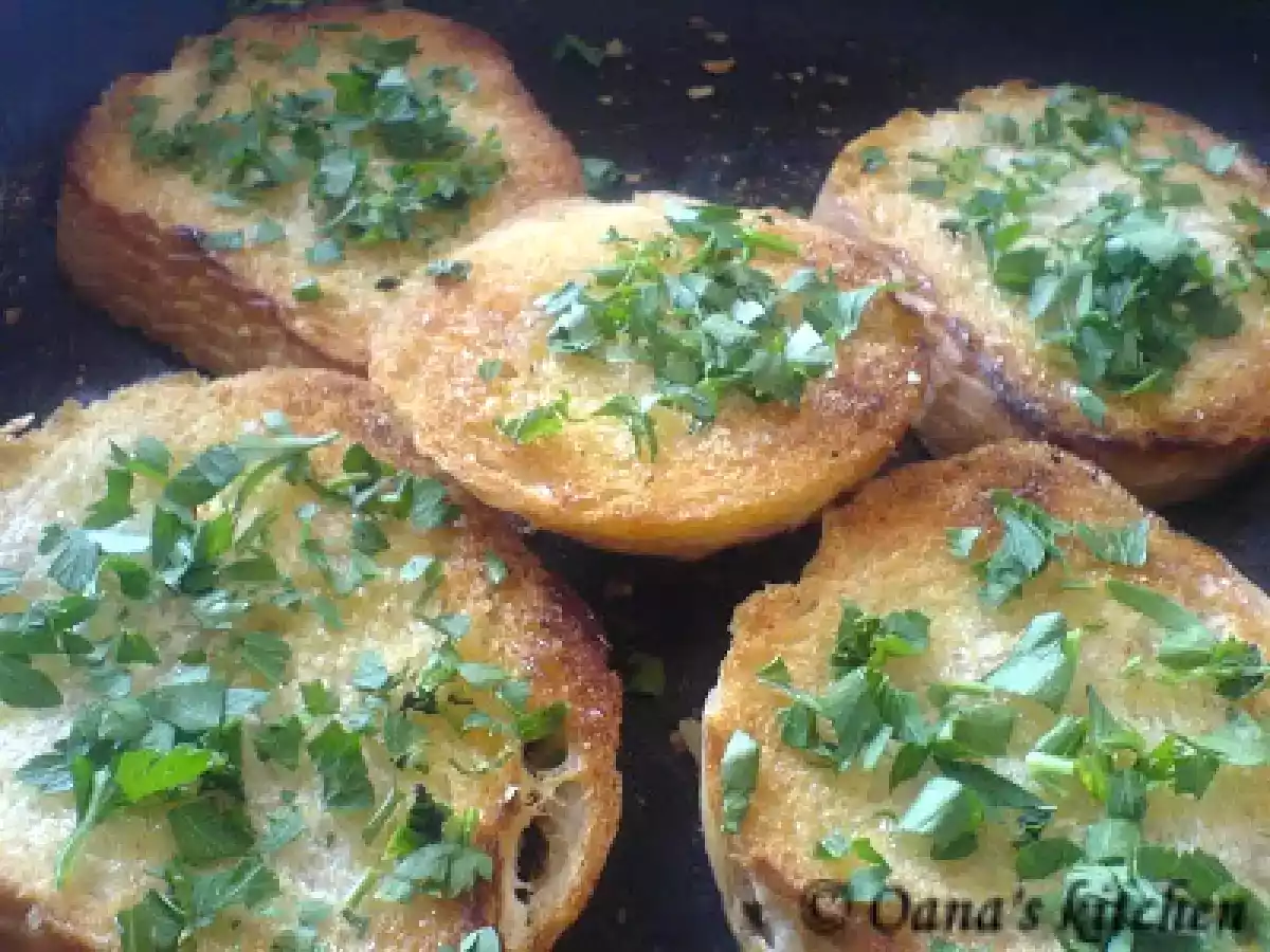 BRUSCHETE CU PATRUNJEL SI PARMEGIANO - poza 7