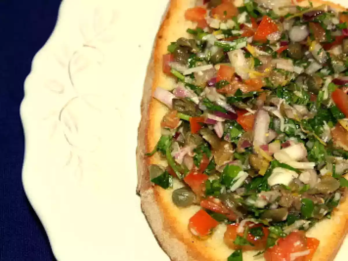 Bruschete cu Salata de Patrunjel